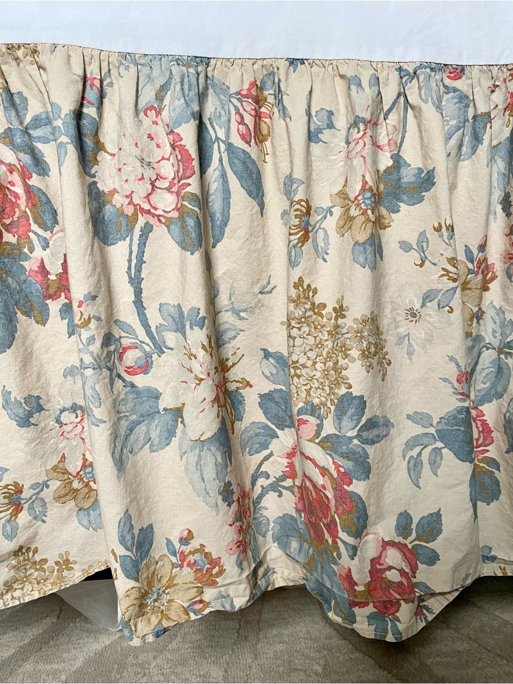 Ralph Lauren Floral Ruffled Bed Skirt in Cream, Blue & Pink RARE PATTERN!